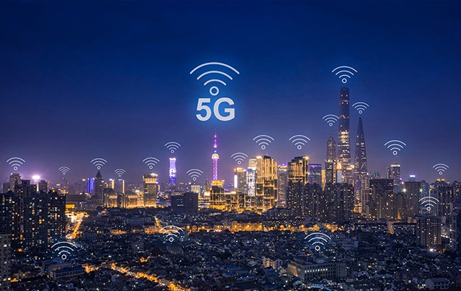 我國(guó)累計(jì)建成5G基站近300萬(wàn)個(gè),培育較大型工業(yè)互聯(lián)網(wǎng)平臺(tái)超過240家!