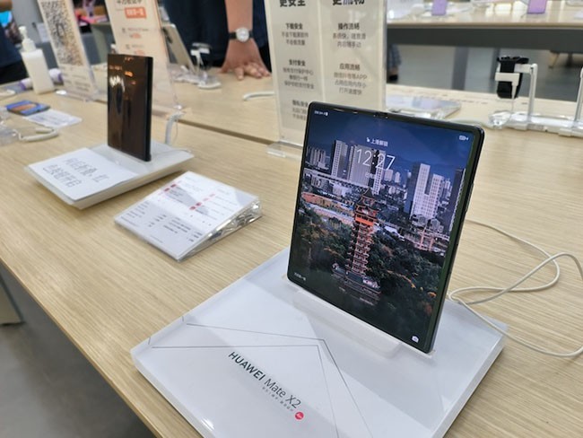 中國企業在中小尺寸OLED面板市場占有率增至22.6%，韓國企業市占率下降到77.4%！